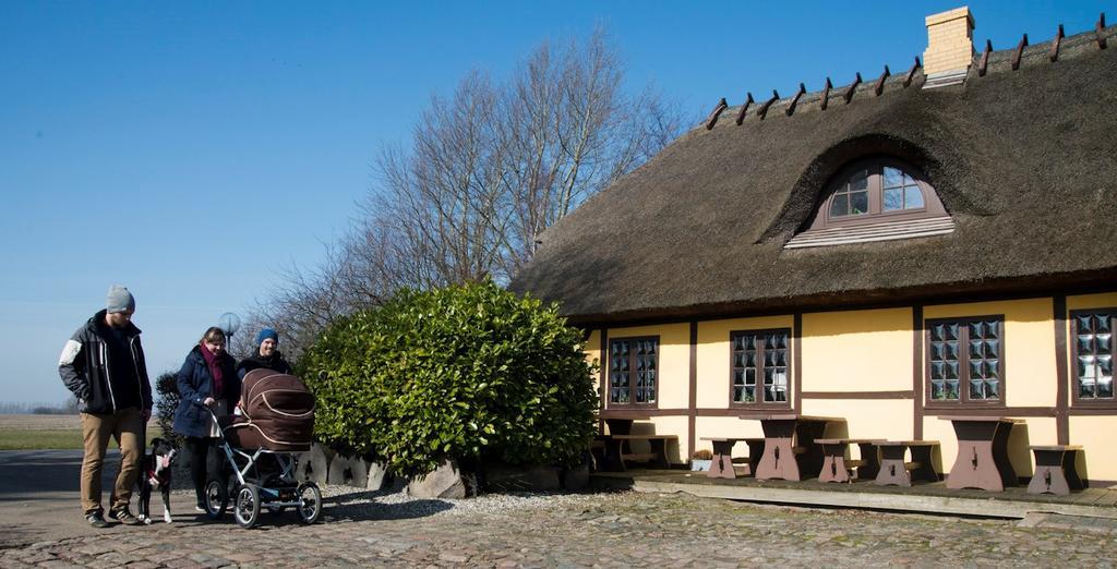 Den Gamle Gaard Apartments Nysted Экстерьер фото