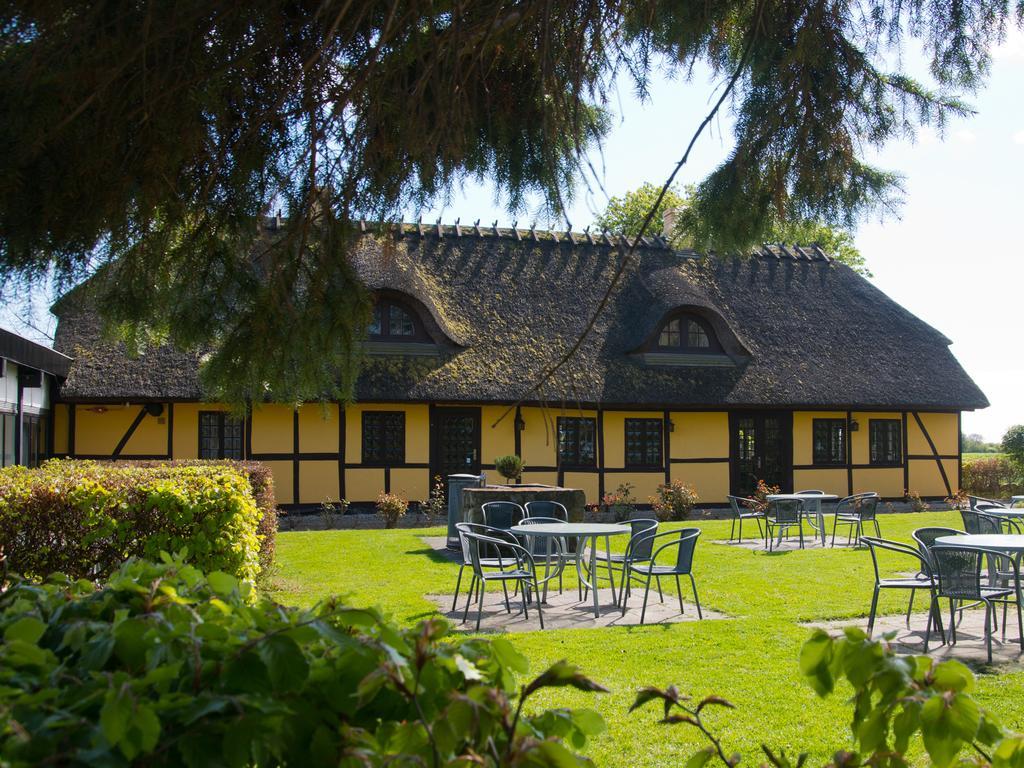 Den Gamle Gaard Apartments Nysted Экстерьер фото