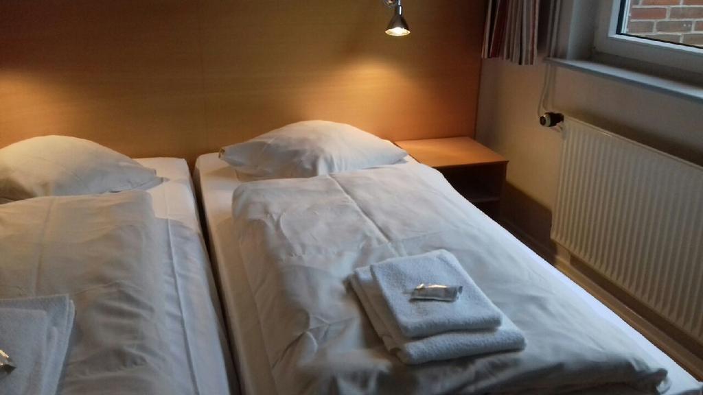 Den Gamle Gaard Apartments Nysted Экстерьер фото